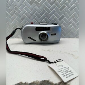 Mango Quickshot 50mm Lens Auto Fix Focus Camera Vintage w/ tag DI-4410 New Color